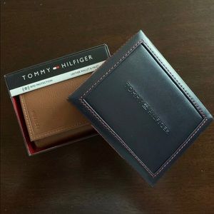 New Tommy Hilfiger Tan Leather Wallet RFID Blocker